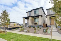 Great for Families! Newly Built Home in Aurora