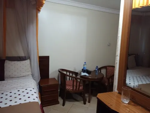 Silvia's  Inn Hotel - 2-Star
