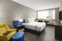 GLo Best Western Dawley Farms in Sioux Falls