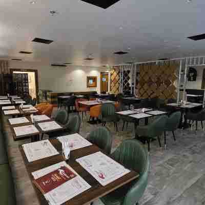 Elite Hotel Karimnagar Dining/Meeting Rooms