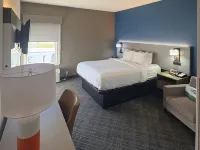 Comfort Suites - parking