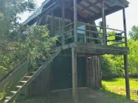 Peaceful and private renovated barn right off the winery and brewery trail Hoteles en Hector