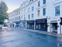 Fox House Studios, Aparthotel のホテル