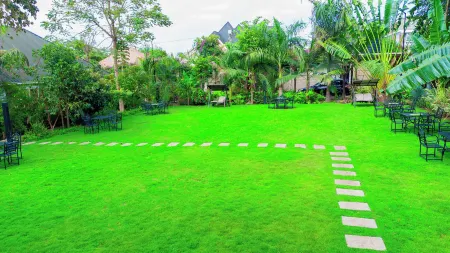 Sunset Retreat Hotel