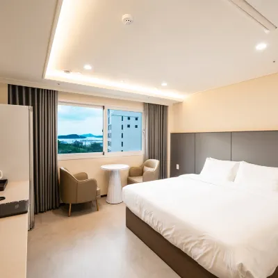 VAVANT TOURIST HOTEL Hôtels à proximité de : Gare de Mokpo