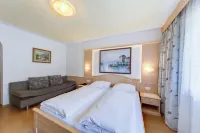 Hotel Schwarzbachhof - Mountain view