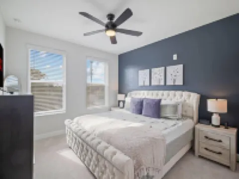 NEW Luxury Condo Rooftop Terrace EV Charger Hotels in Wake Forest