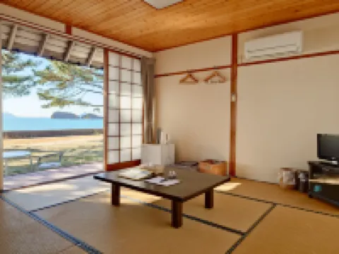Naoshima Tsutsujiso Lodge Hotels in Kagawa District