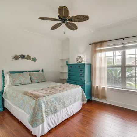 Foley Condo w/ Pool Access: 10 Mi to Gulf Shores!