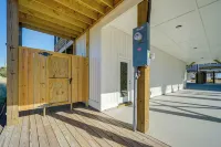 Walk to Private Beach Access, Elevator, 4Br/4ba - Beach