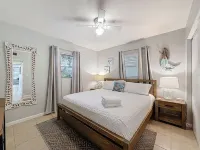 Largo Pool House and Firepit