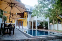 Heaven Villa Anuradhapura - Bares