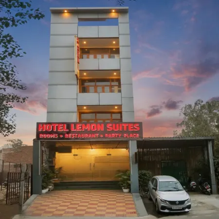 Hotel Lemon Suites & Banquet Noida Sector 62