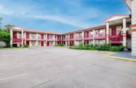 Hotel O Luxury Inn Channelview Baytown I-10