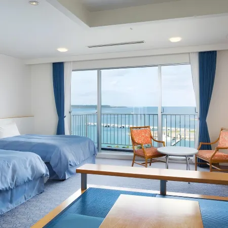Marine Piazza Okinawa