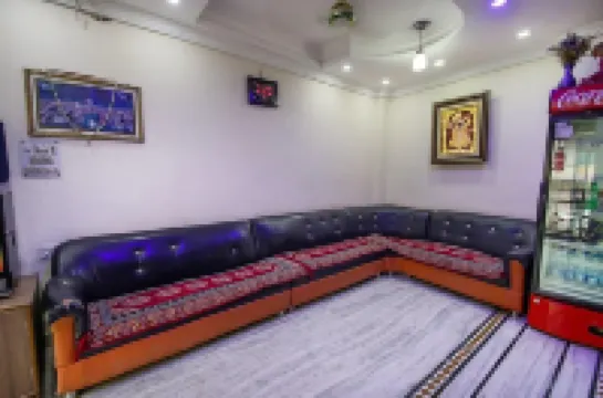 Hotel Giriraj Kripa