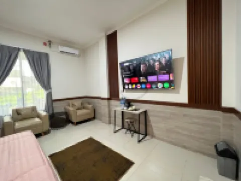 9-Haan Guest House
