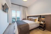Lesvion Hotel - พร้อมระเบียง