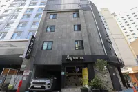 Busan Suyeong Bomnal Hotels near Boriam Hermitage