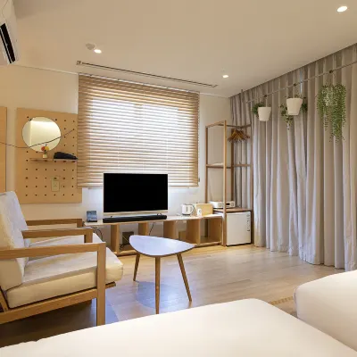 Chuncheon Hey Hotel Hotels near Chuncheon National Museum
