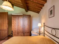 Apartment in Laterina with garden - Homestays