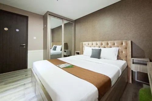 Cozy and Pleasant 2BR at Apartment Bintaro Icon By Travelio