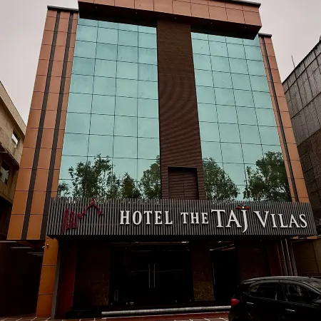 Taj Vilas