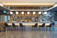 Limak Skopje Luxury Hotel - bar