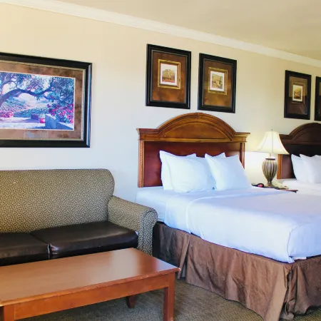 Baymont by Wyndham McAlester Hwy 69
