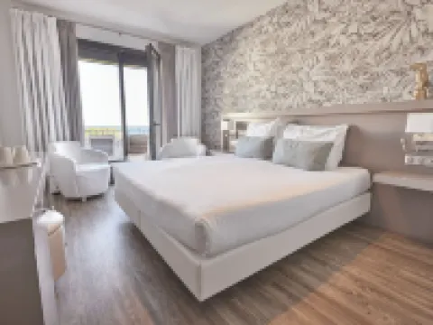 Van der Valk Hotel le Catalogne Saint Aygulf โรงแรมในเฟรฌู