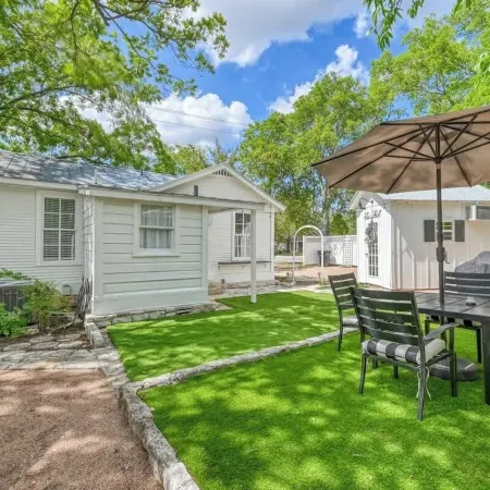 Charming Cottage Near Main with Patio&FirePit!!