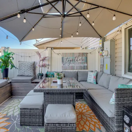 4 Mi to Main St: Grand Junction Townhome w/ Patio!