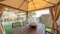 Ganghwado Beverly Hills Pension - Bungalows