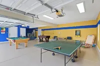 Upscale Family & Group Friendly Spacious Home - 3-Star