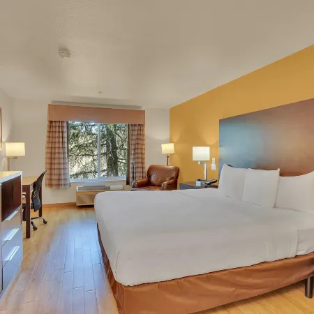 Quality Inn Near Six Flags Discovery Kingdom-Napa Valley