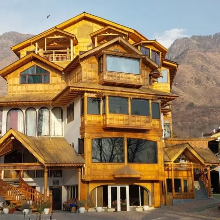 Kashmir Mahal Resorts by Stay Pattern