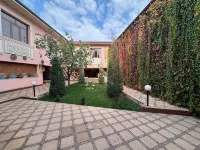 Siyob Hotel & Hostel - Bed and Breakfasts