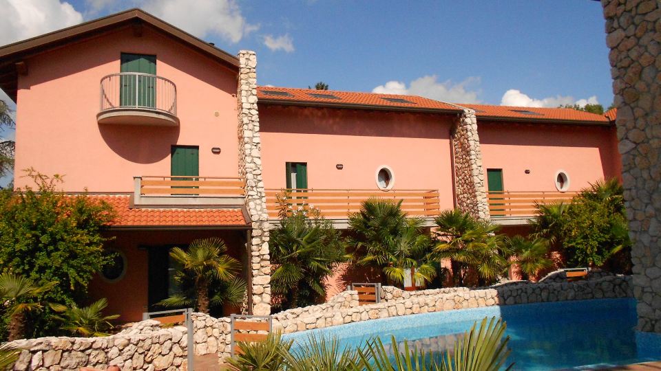 Spacious villa with pool
