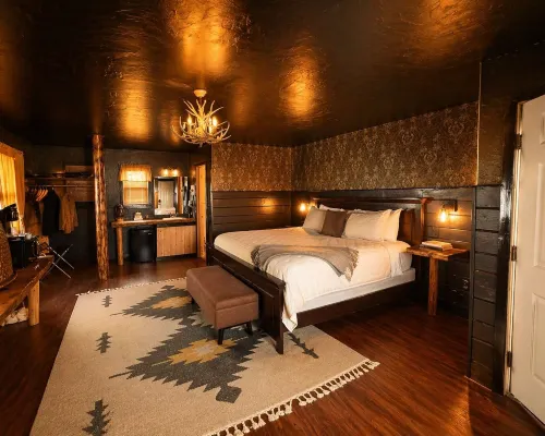 Chinook Winds Lodge Hotels in Fremont County