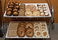 Hampton Inn & Suites Ada - breakfast