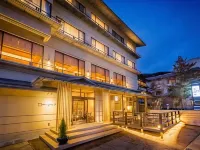 Wafu-No-Yado Masuya Hotels near Mt. Shiga