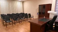ILK INN HOTEL - Swimmingpools
