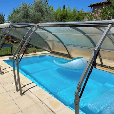 Colum Rine - Charming Villa w Private Pool Garden in Colomiers