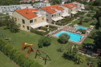 Maj Premium Residence