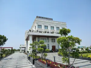 The Holy Awadh Hotel
