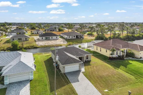 Canal-front Fun! Fish & Relax in Cape Coral - 3 stjerner