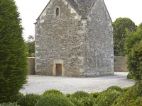 Grey's Court Cottages Hotels in Lechlade