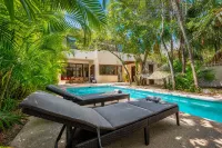Villa Tres Delfines Private Pool and Family Fun Puerto Aventuras - Pools