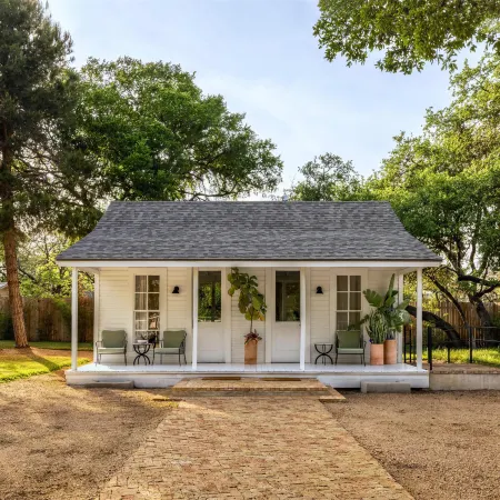 The Inn at Green Pastures