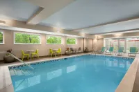 Home2 Suites by Hilton Silver Spring - Parkplatz